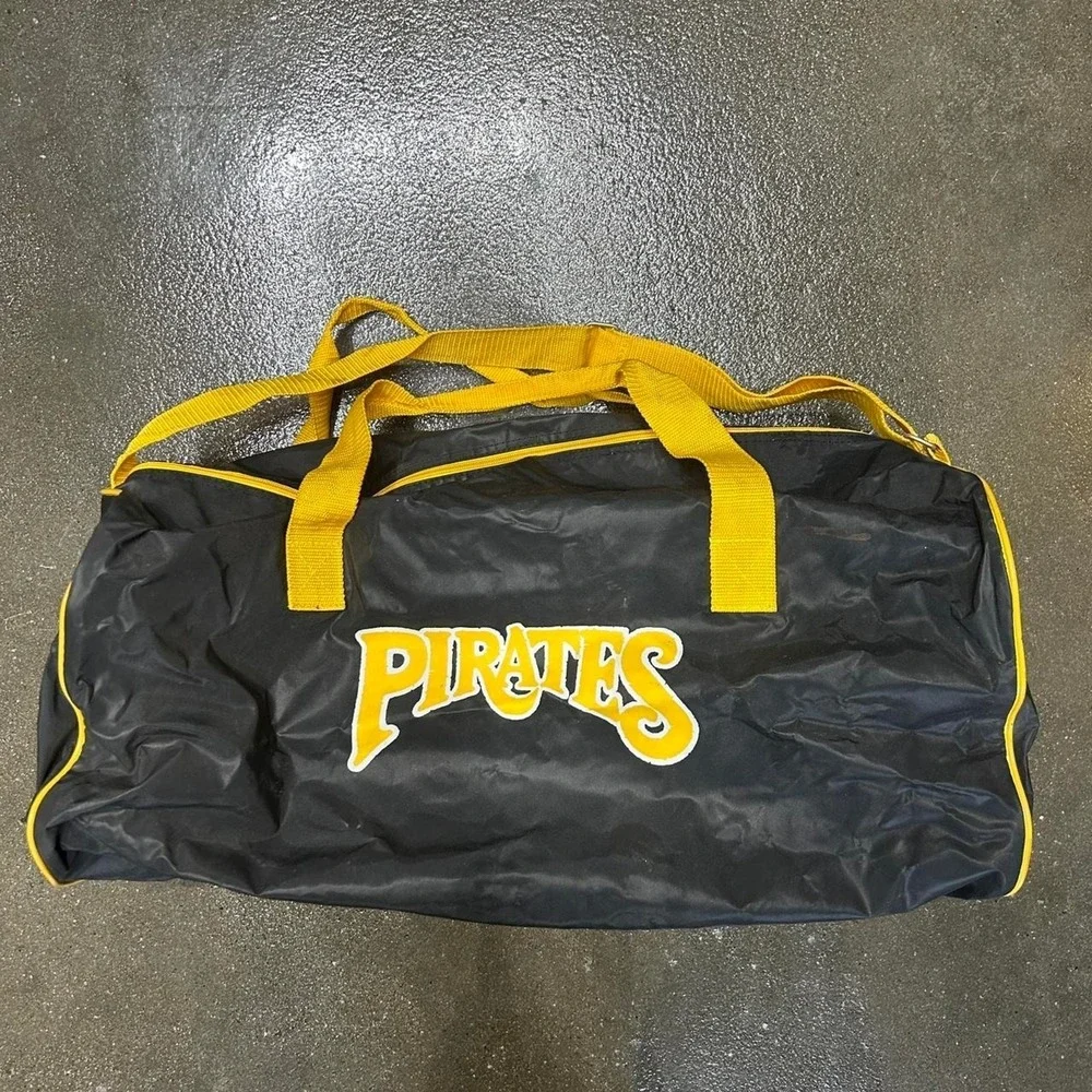 Vintage 90s Pittsburgh Pirates Gatorade SGA Duffel Old Logo Gym Bag